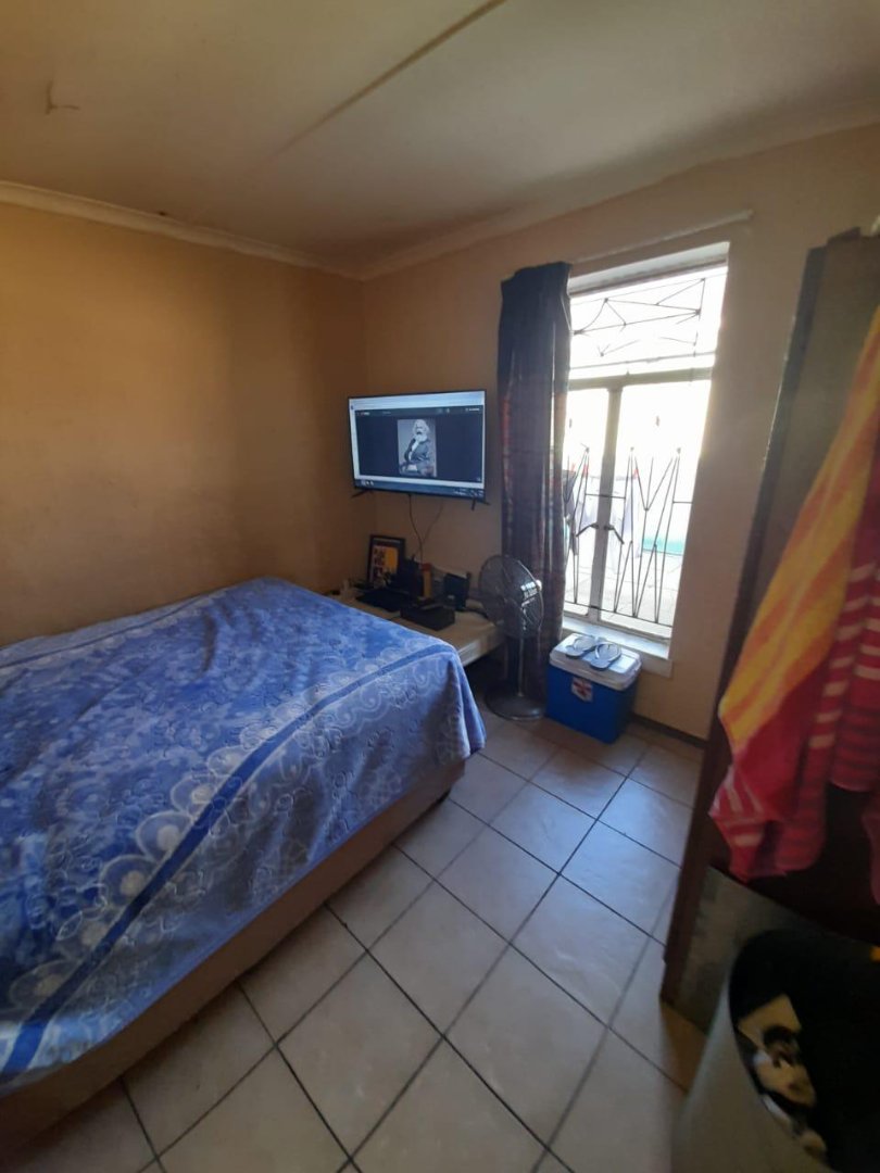  Bedroom Property for Sale in Portlands Western Cape